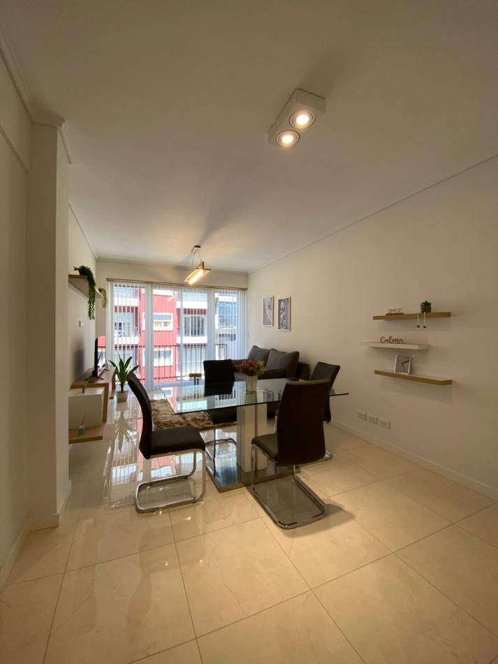 Venta 3 ambientes Plaza Colon 