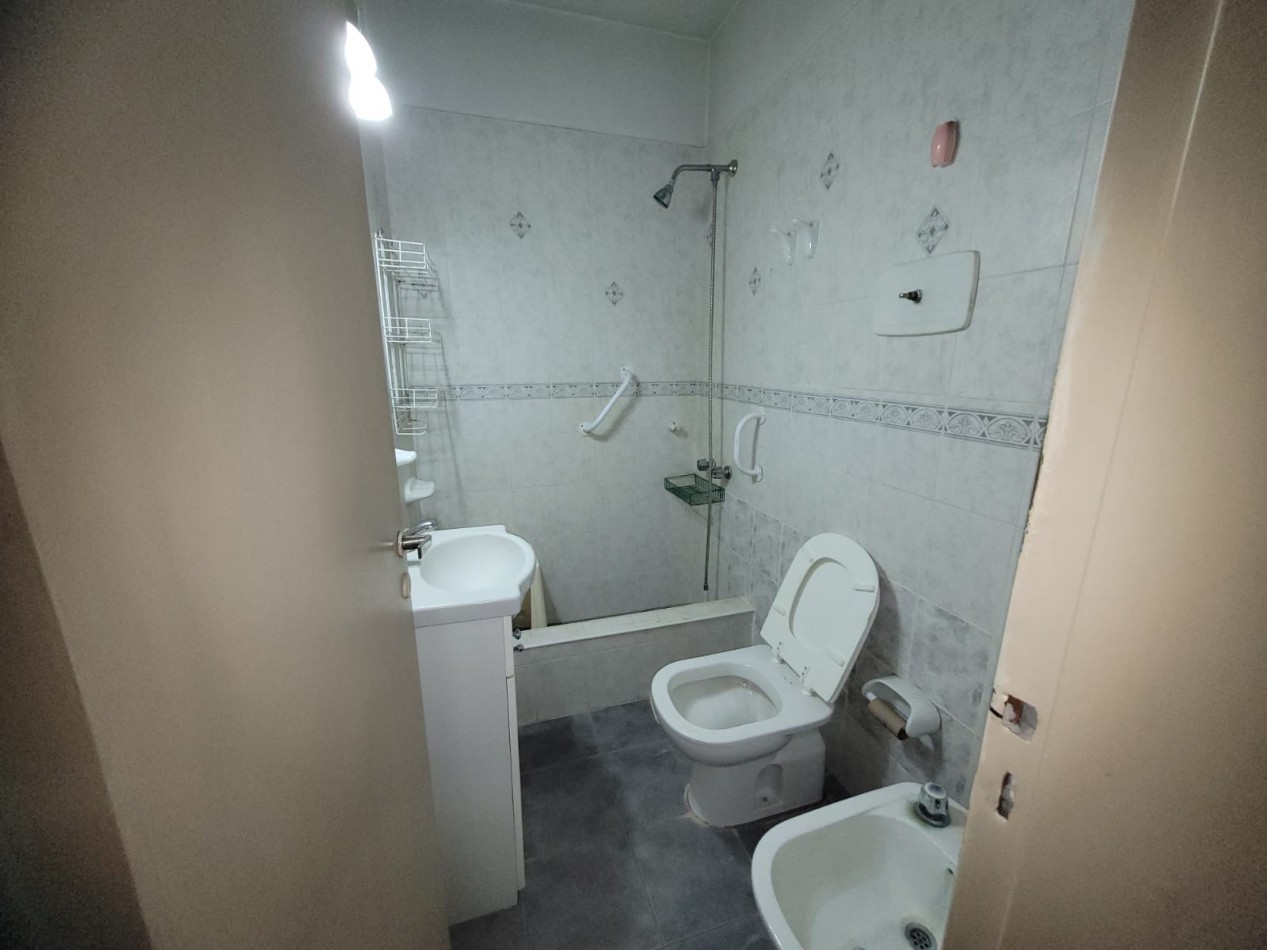 Venta Departamento de 3 ambientes cochera