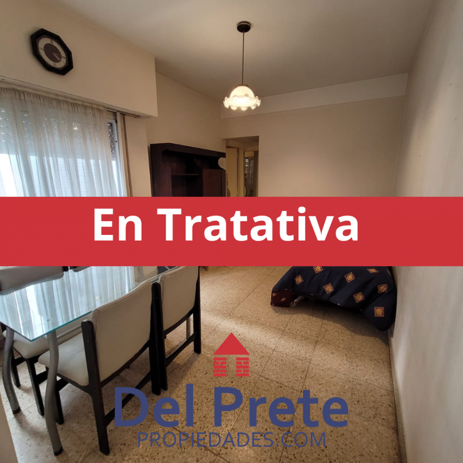 Venta Departamento de 2 ambientes lateral