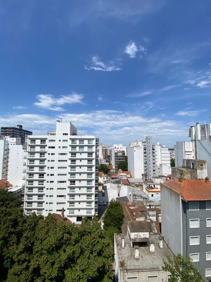Departamento 3 ambientes con Balcon Terraza Reciclado