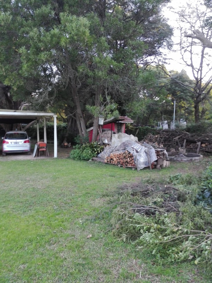 Venta  2200 mtrs  con pequeña cabaña 