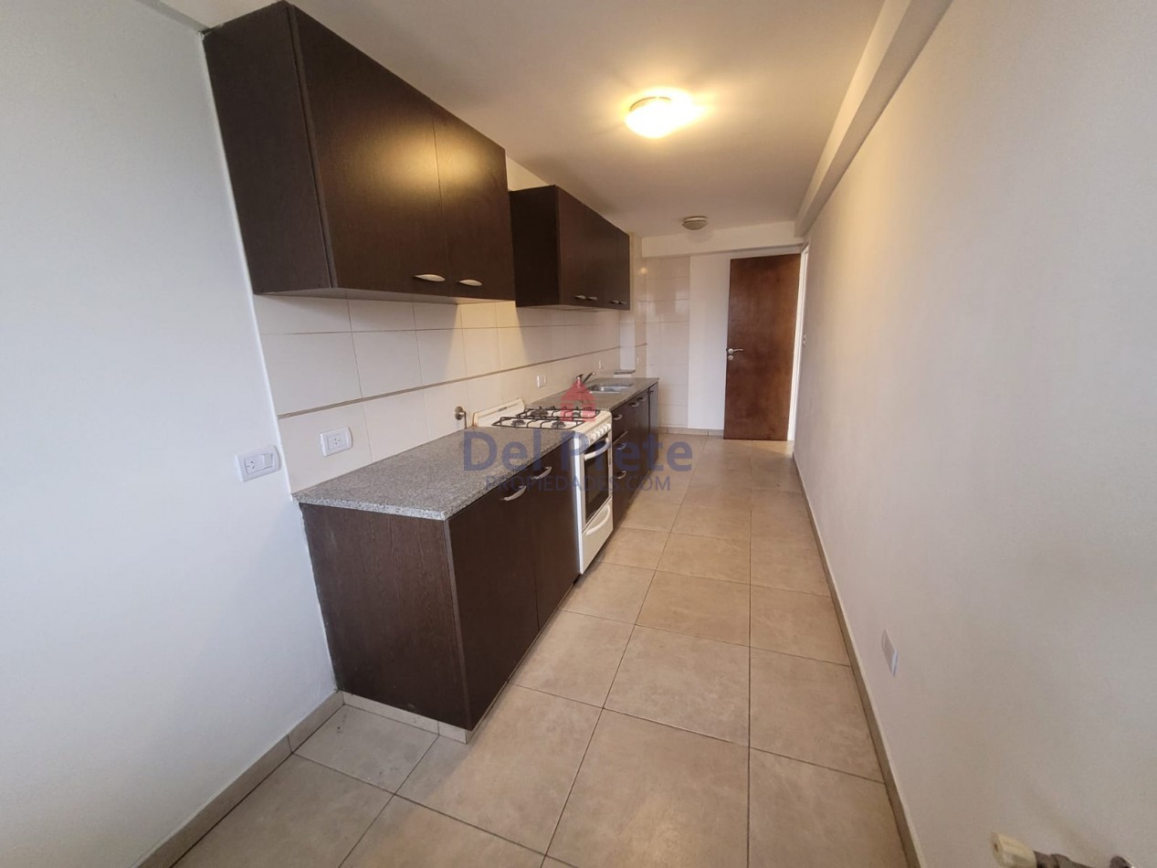 Venta   Departamento  3 ambientes cochera 