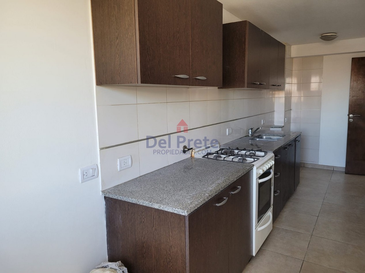 Venta Departamento 3 ambientes cochera