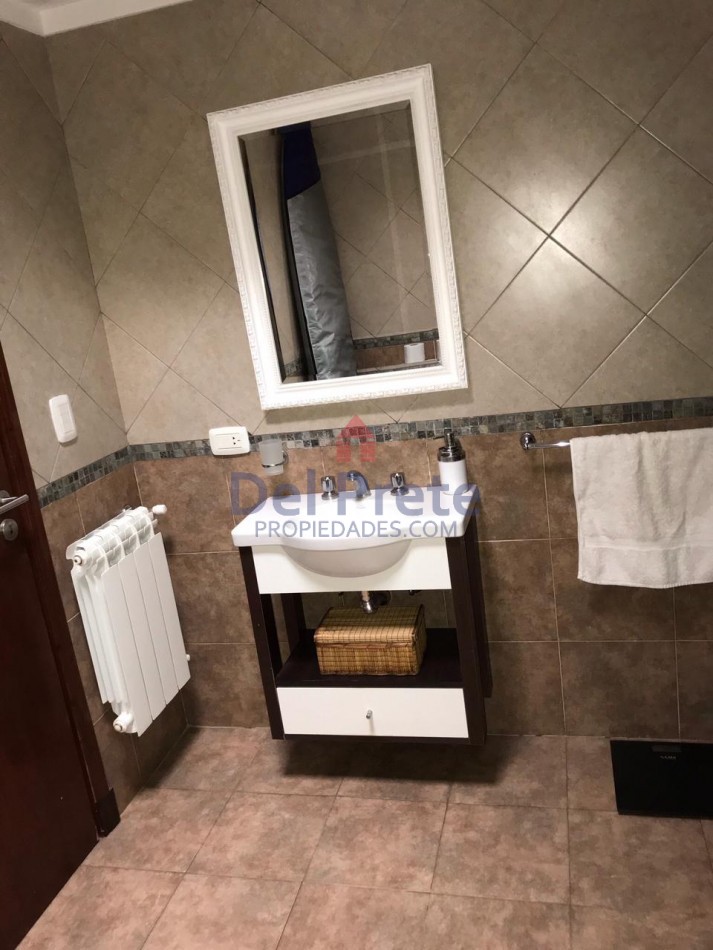 Venta Departamento 2 ambientes , escritorio Cochera