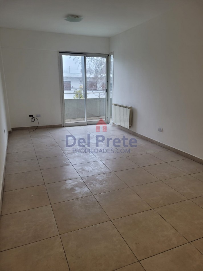Venta   Departamento  3 ambientes cochera 