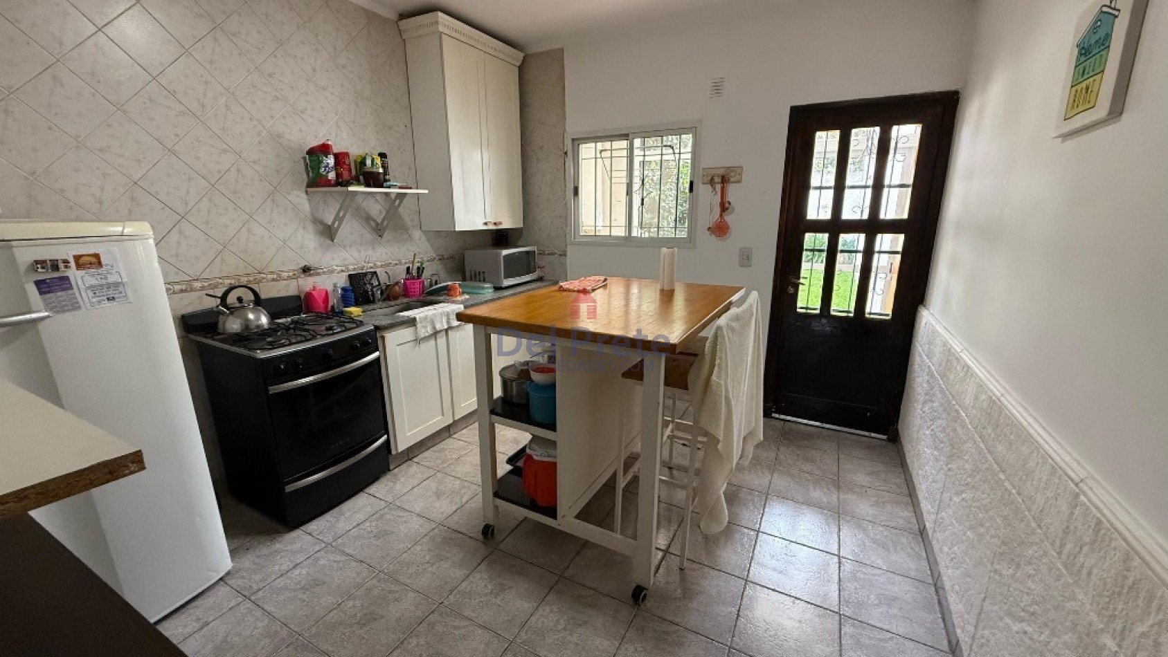 Venta Duplex 3 Ambientes espacio de coche