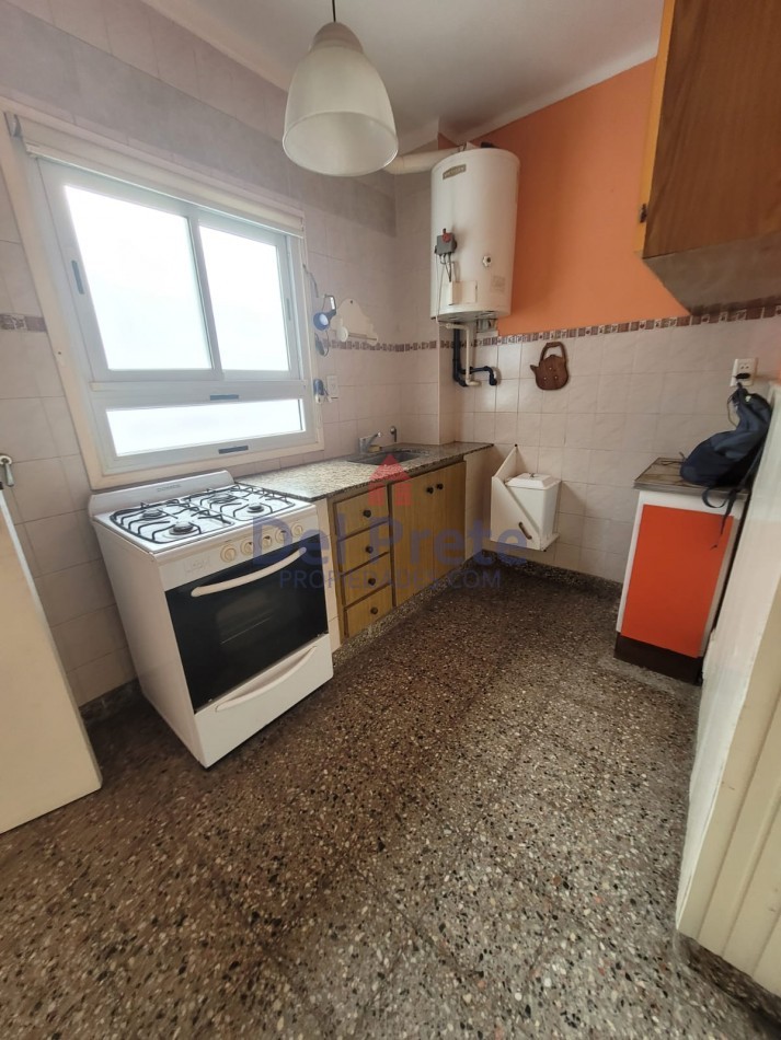 Venta Departamento 2 ambientes   original bueno  San Juan 