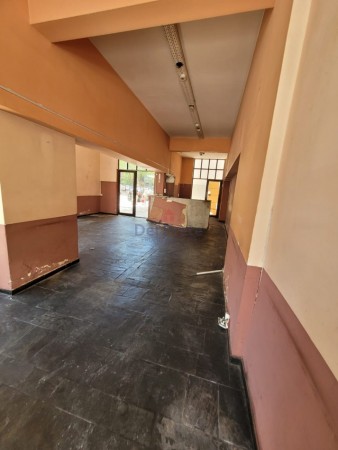 Venta Local