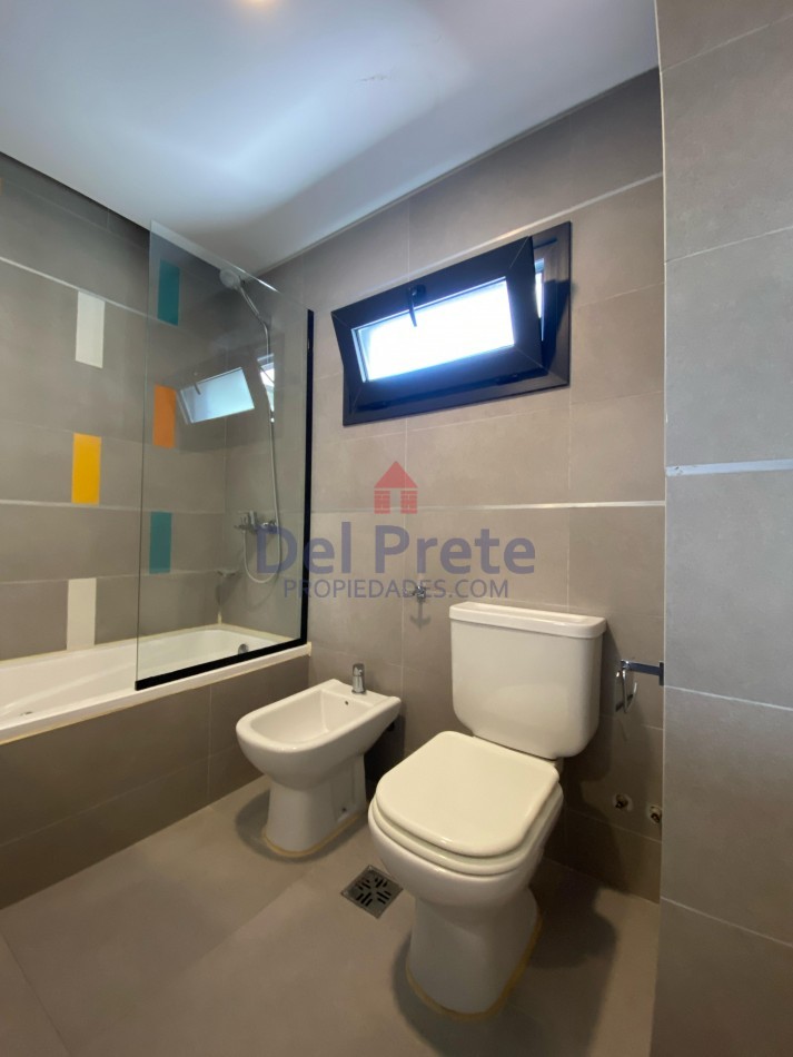 Venta 3 ambientes cochera Edificio Developer