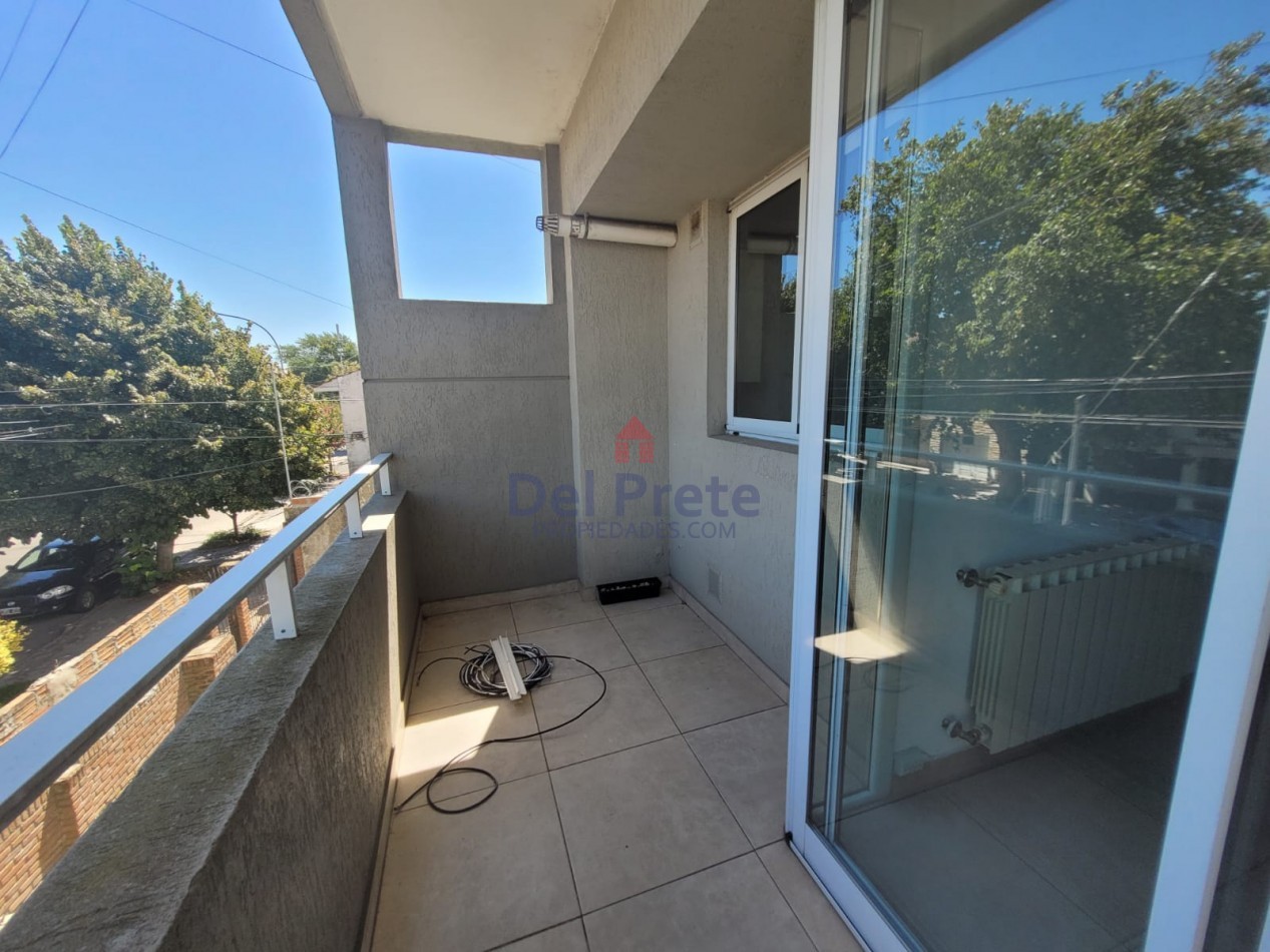 Venta Departamento 3 ambientes cochera
