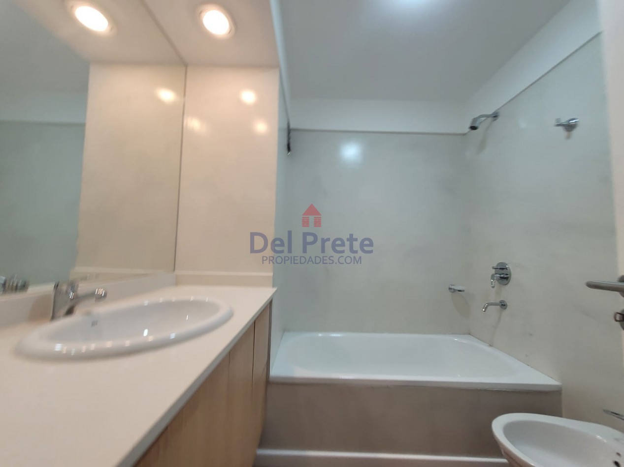 Venta Departamento vista al Mar Varese