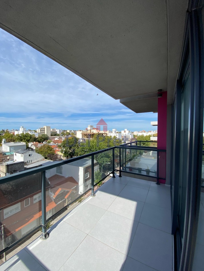 Venta 3 ambientes cochera Edificio Developer
