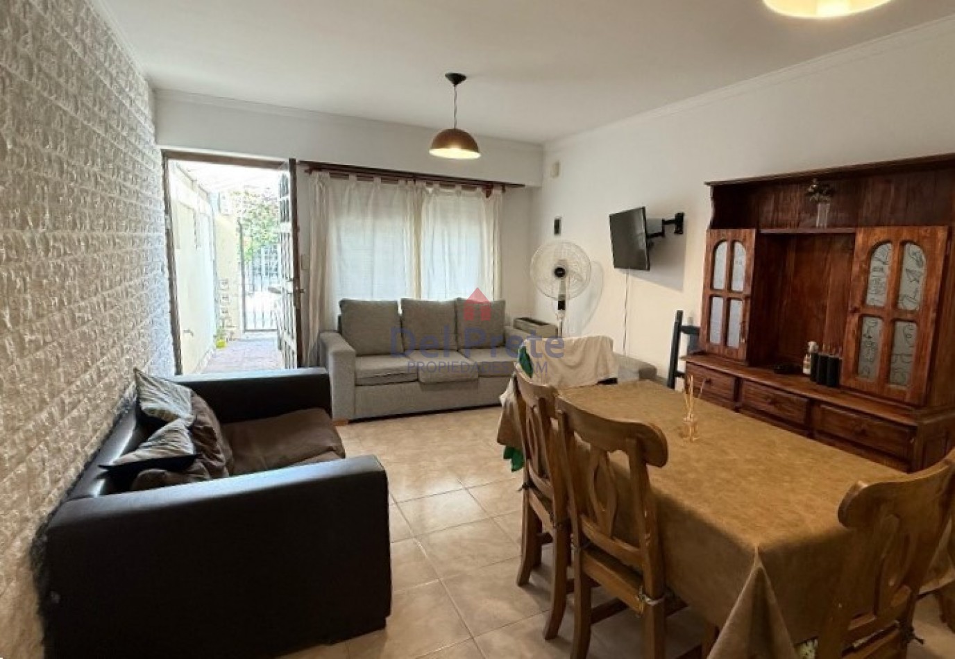Venta Duplex 3 Ambientes espacio de coche
