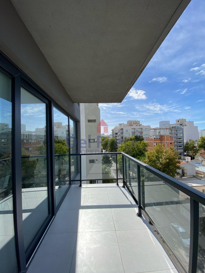 Venta 3 ambientes cochera Edificio Developer