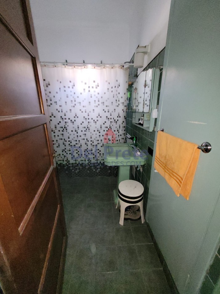 Venta chalet son dos propiedades en el lote