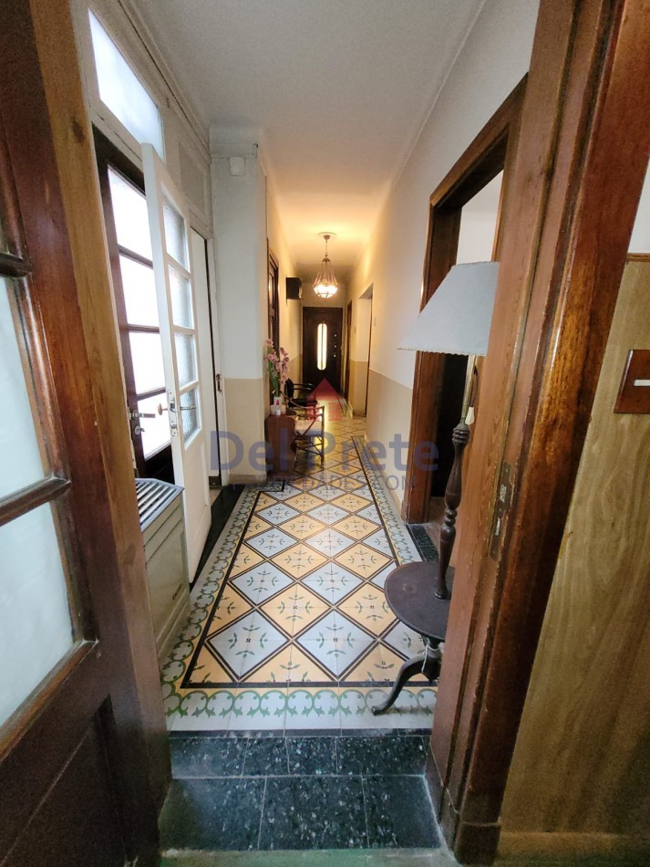 Venta chalet son dos propiedades en el lote
