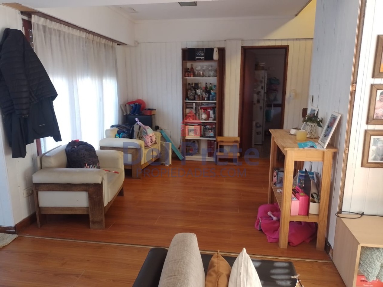 Venta Chalet y Local sobre calle Paunero y Laprida