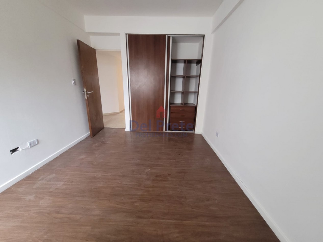 Venta   Departamento  3 ambientes cochera 