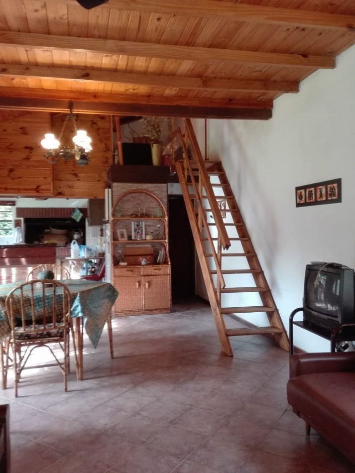 Venta  2200 mtrs  con pequeña cabaña 