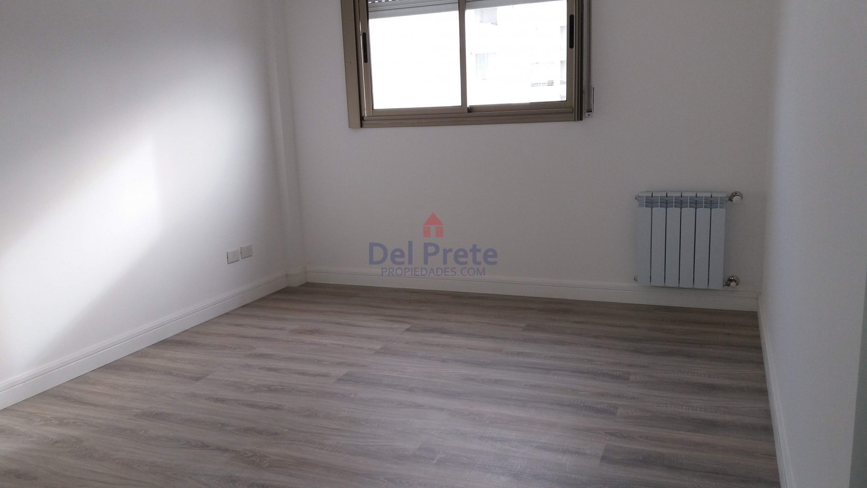 Venta 3 ambientes  Plaza Mitre  
