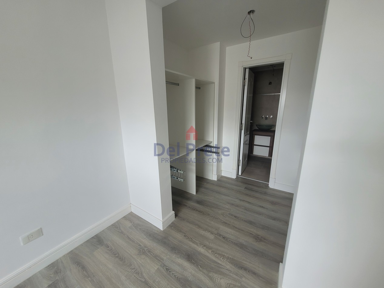 Venta 3 ambientes  Plaza Mitre  